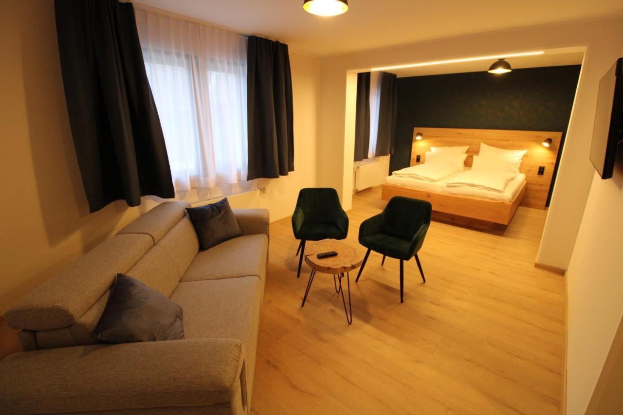 Der Hirsch Hotel 몬샤우 외부 사진