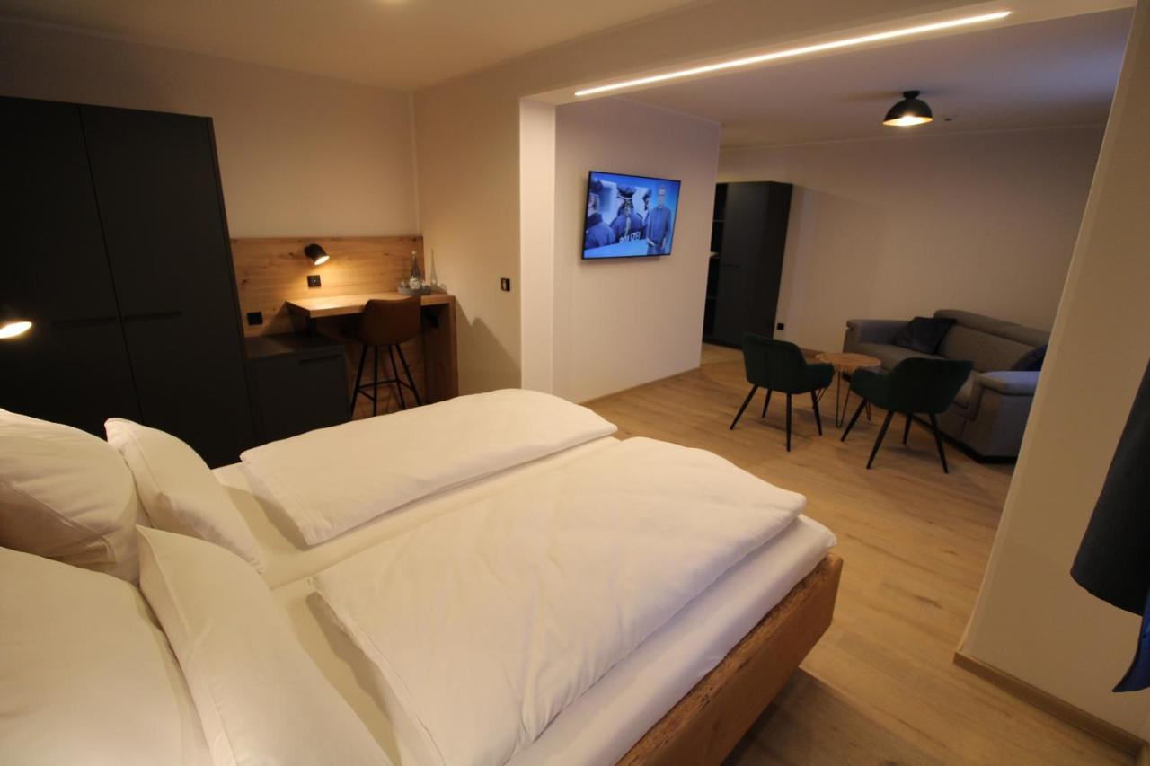 Der Hirsch Hotel 몬샤우 외부 사진