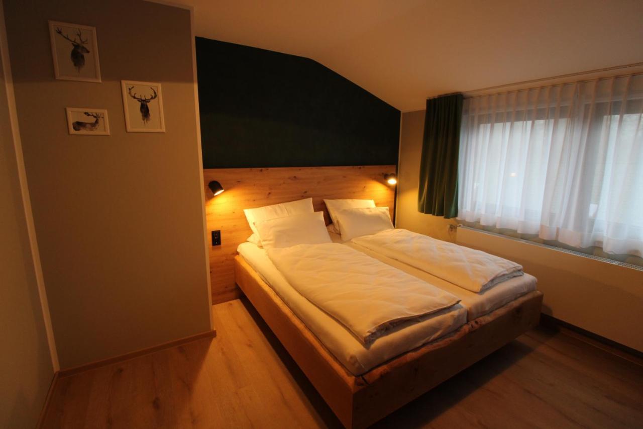 Der Hirsch Hotel 몬샤우 외부 사진