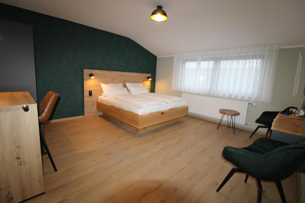 Der Hirsch Hotel 몬샤우 외부 사진