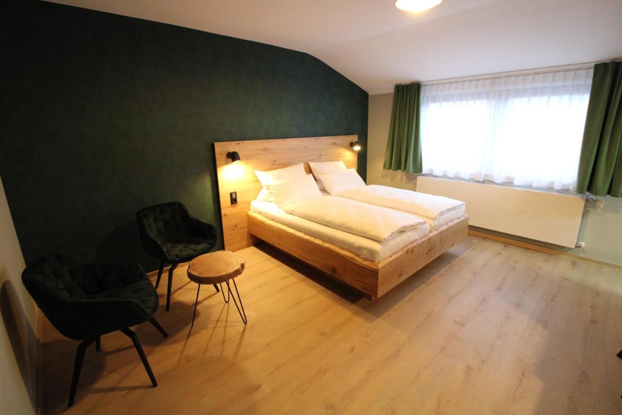 Der Hirsch Hotel 몬샤우 외부 사진