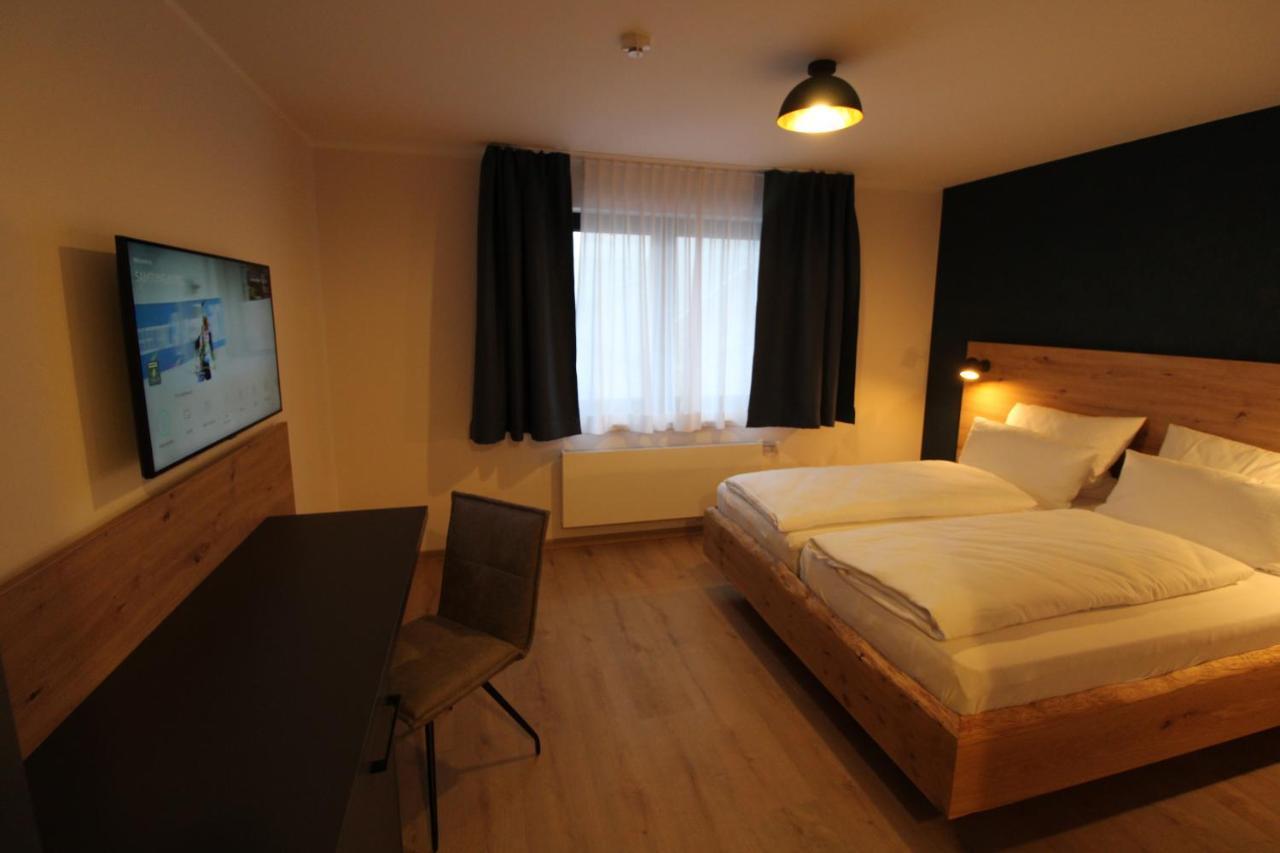 Der Hirsch Hotel 몬샤우 외부 사진