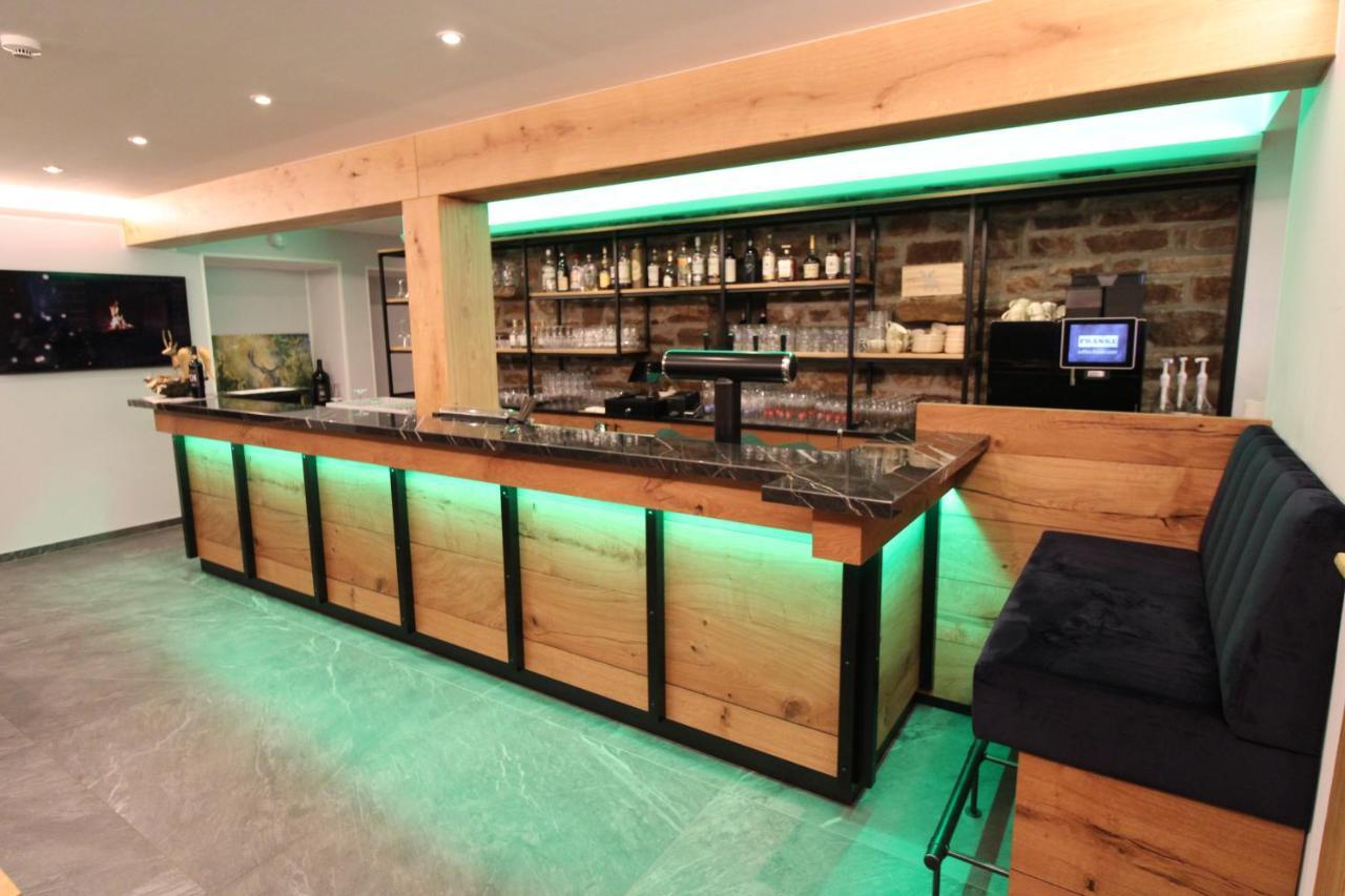 Der Hirsch Hotel 몬샤우 외부 사진